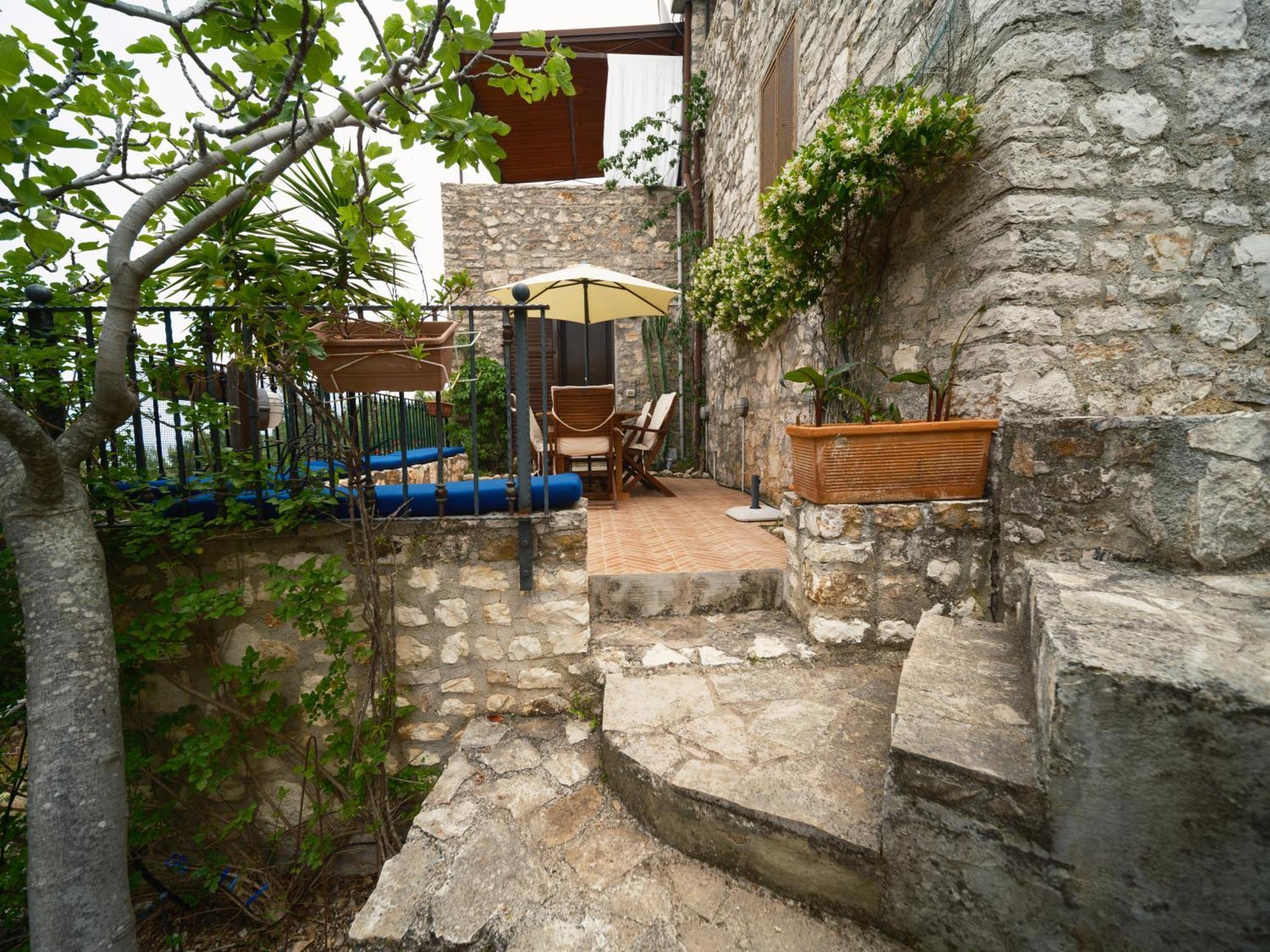 La Finestra Sul Mare - Antonella Apartment 维耶斯泰 外观 照片
